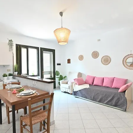Izzhome Central Cozy Appartamento *
