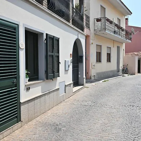 Izzhome Central Cozy Appartamento Pula
